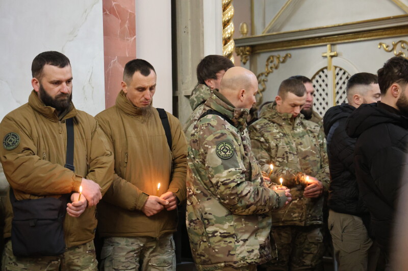 Навіки 29: у Луцьку попрощалися з військовослужбовцем Олексієм Бондаренком