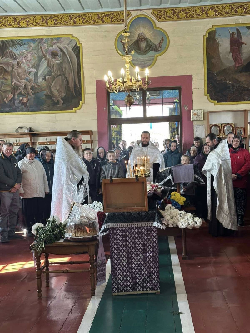 На Волині провели в останню дорогу 42-річного захисника Олександра Ткачука