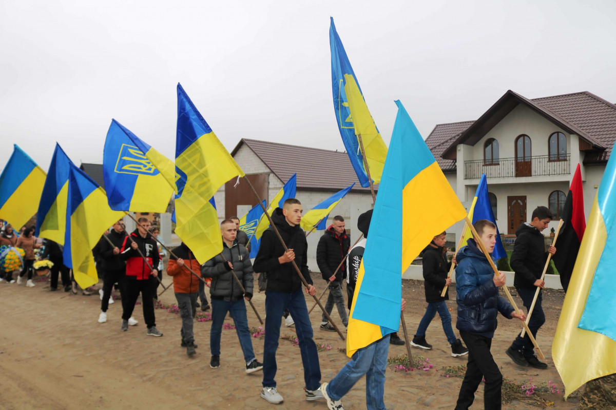 Війна забрала життя батька й сина: на Волині попрощалися з 22-річним спецпризначенцем Назаром Кравчуком