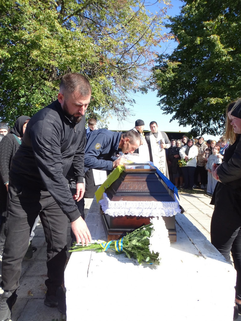 Війна забрала життя Героя: на Волині провели в останню путь Ігоря Бебеса