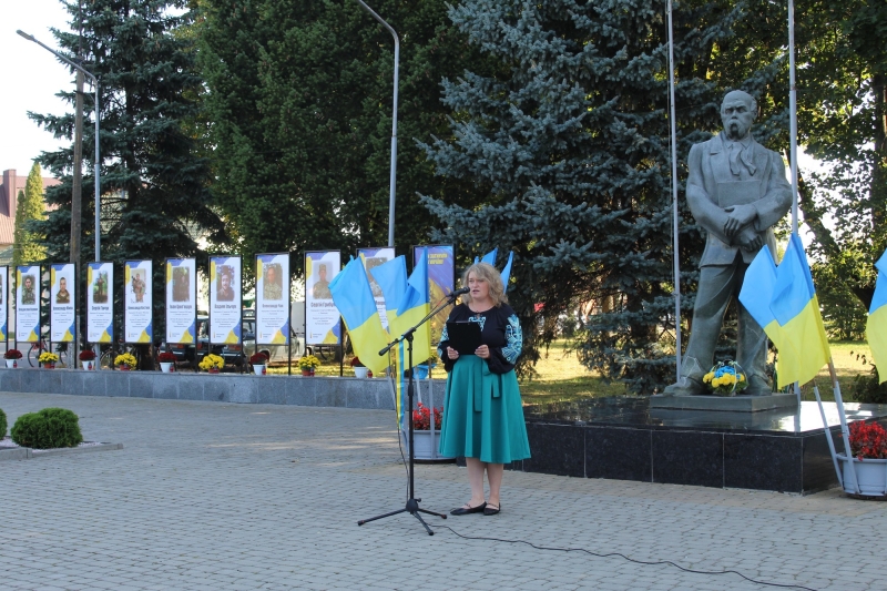 У Шацьку встановили банери з портретами полеглих захисників