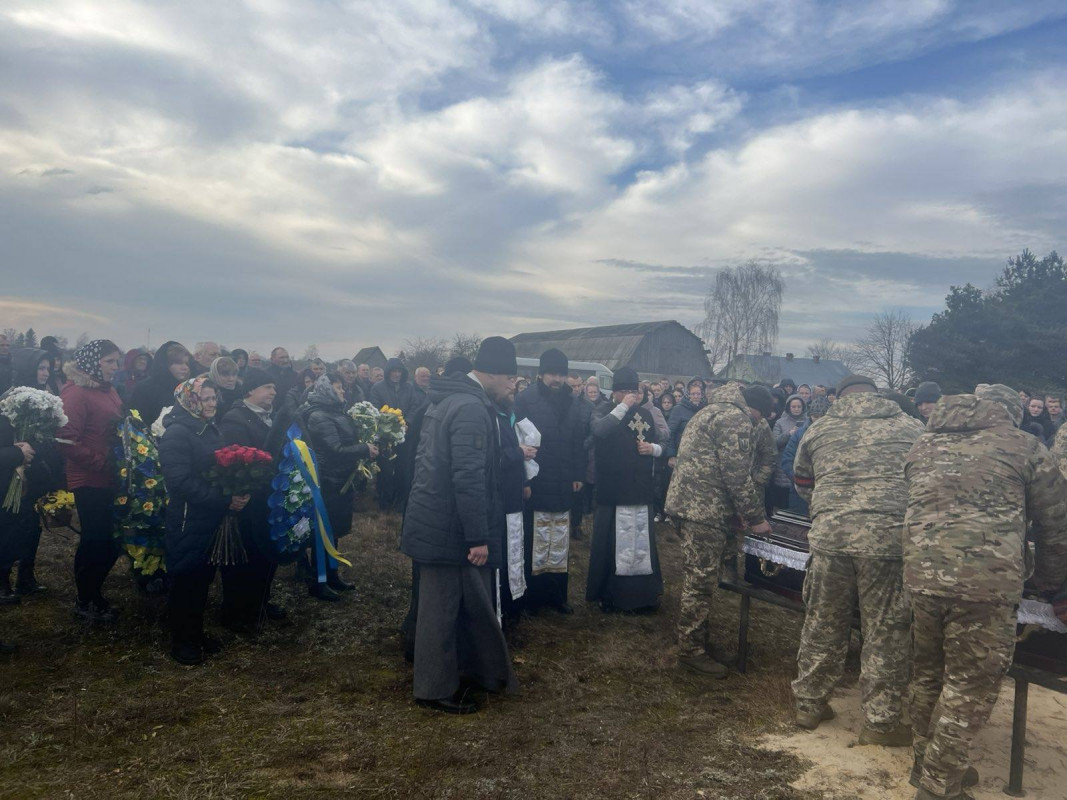 Йому назавжди буде 32: у Луцькому районі поховали Героя Андрія Коваля