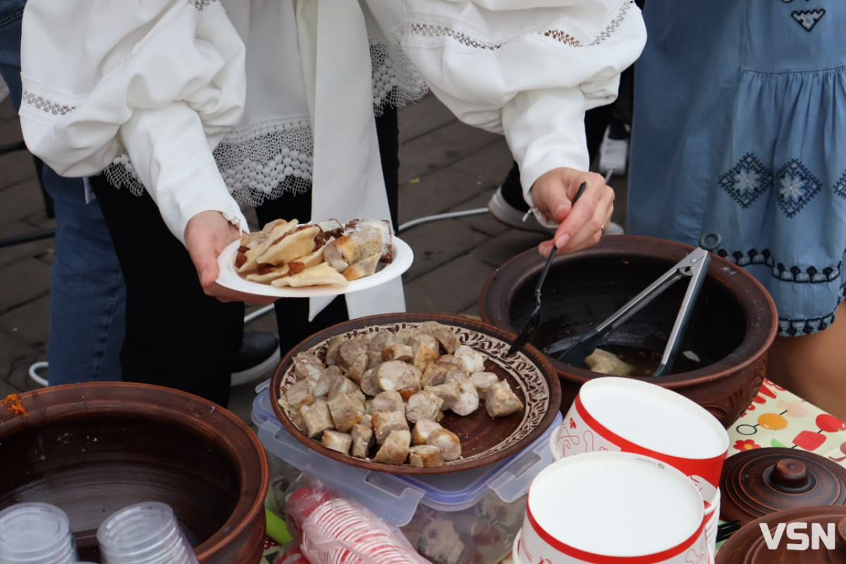 Понад 5 тисяч лучан пригостив MULTI COOK на День міста