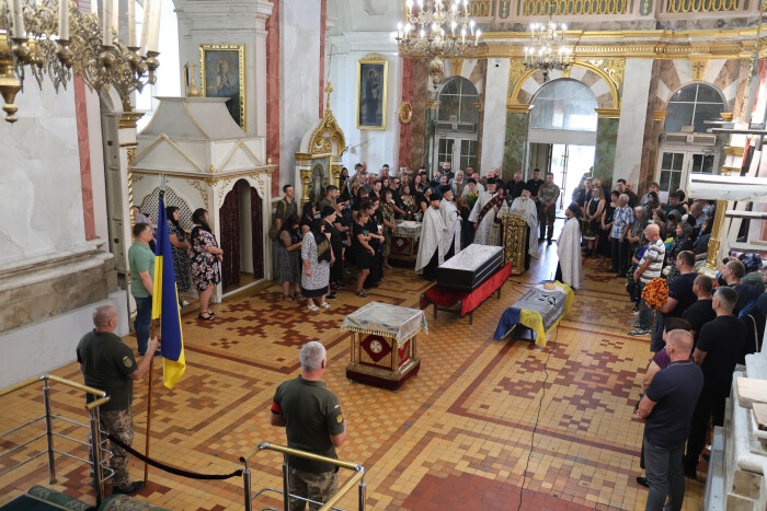 Навіки 33: у Луцьку в останню дорогу провели полеглого Героя Юрія Васюка