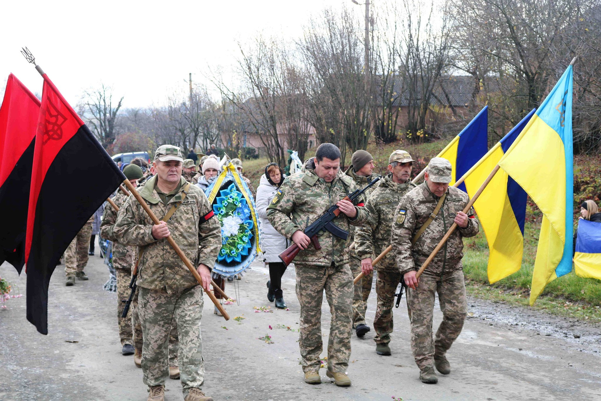 Маленька донечка втратила батька: на Волині попрощались з Героєм, який майже рік вважався зниклим безвісти