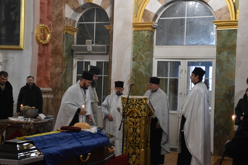 Загинув рік тому у Курській області: у Луцьку провели в останню путь Героя Сергія Барабанова