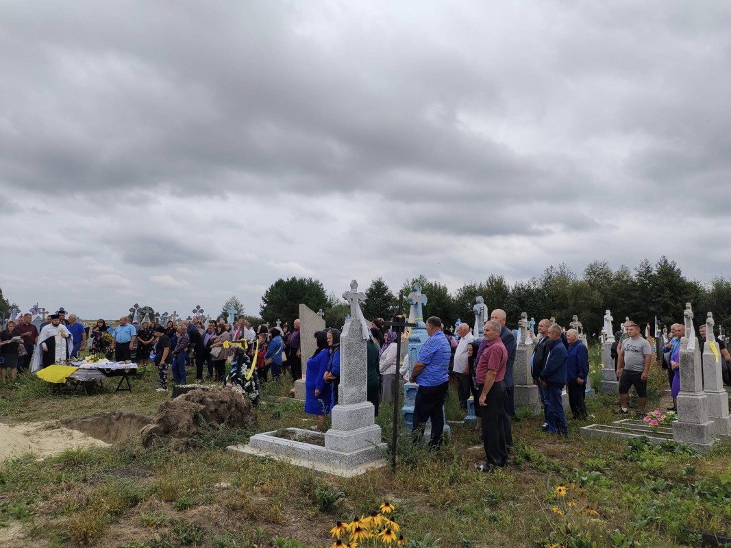 Помер у лікарні від важкої хвороби: на Волині попрощалися з Героєм Ігорем Дубчуком