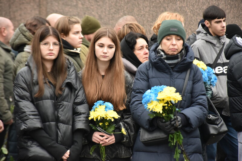 Навіки 53: у Луцьку в останню путь провели полеглого на війні Героя Юрія Смикала