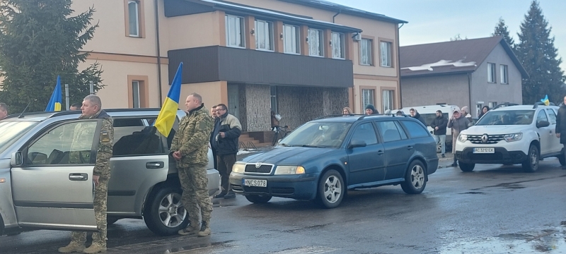 Перебував на лікуванні та сподівався на швидке одужання: на Волині провели в останню путь Героя Олександра Атласа