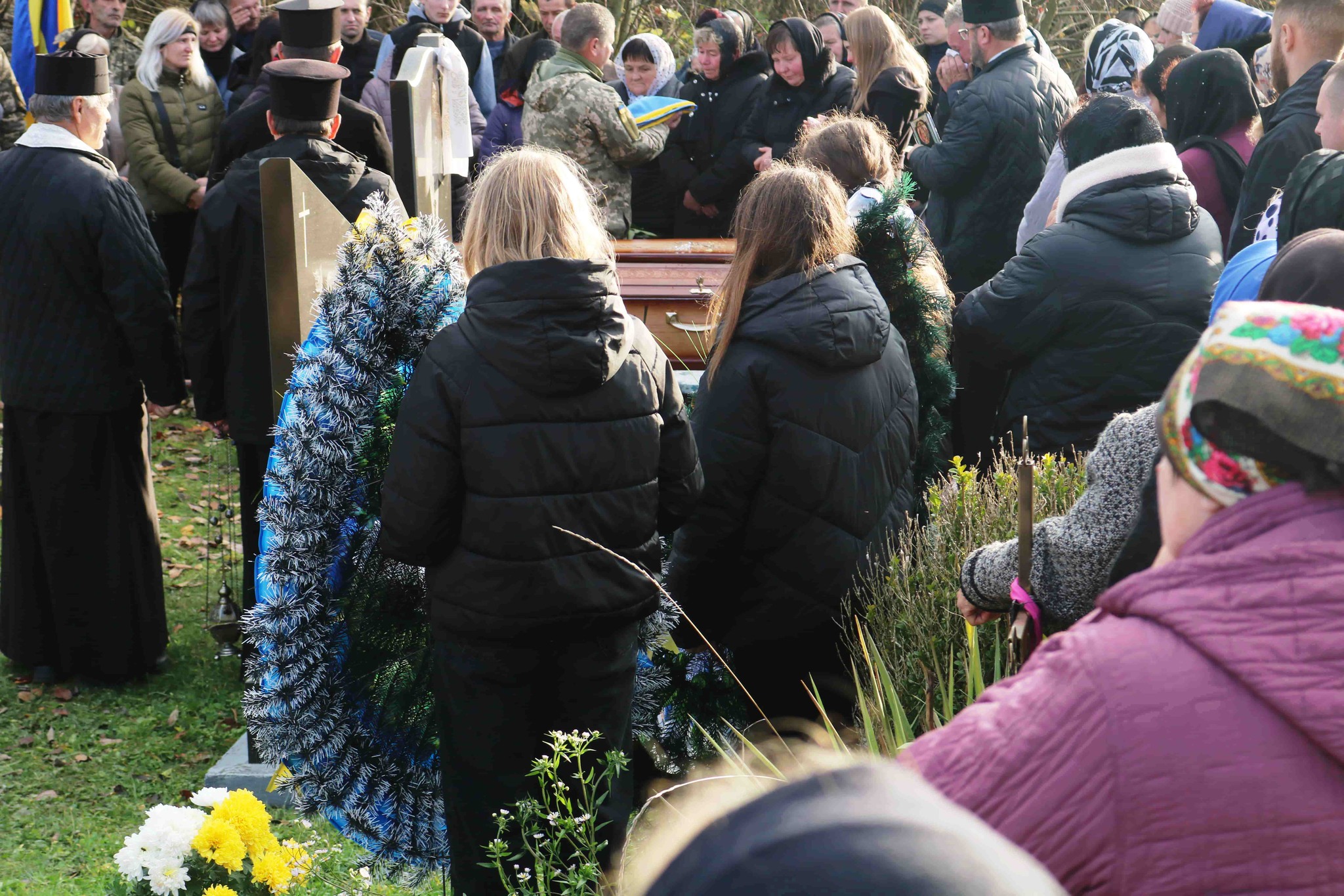 Маленька донечка втратила батька: на Волині попрощались з Героєм, який майже рік вважався зниклим безвісти