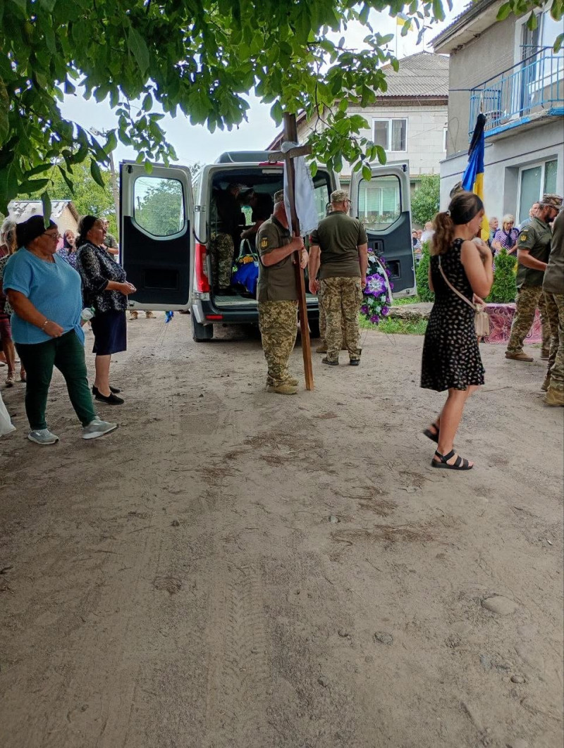 Загинув у січні: на Волині попрощалися із воїном В’ячеславом Мотикою