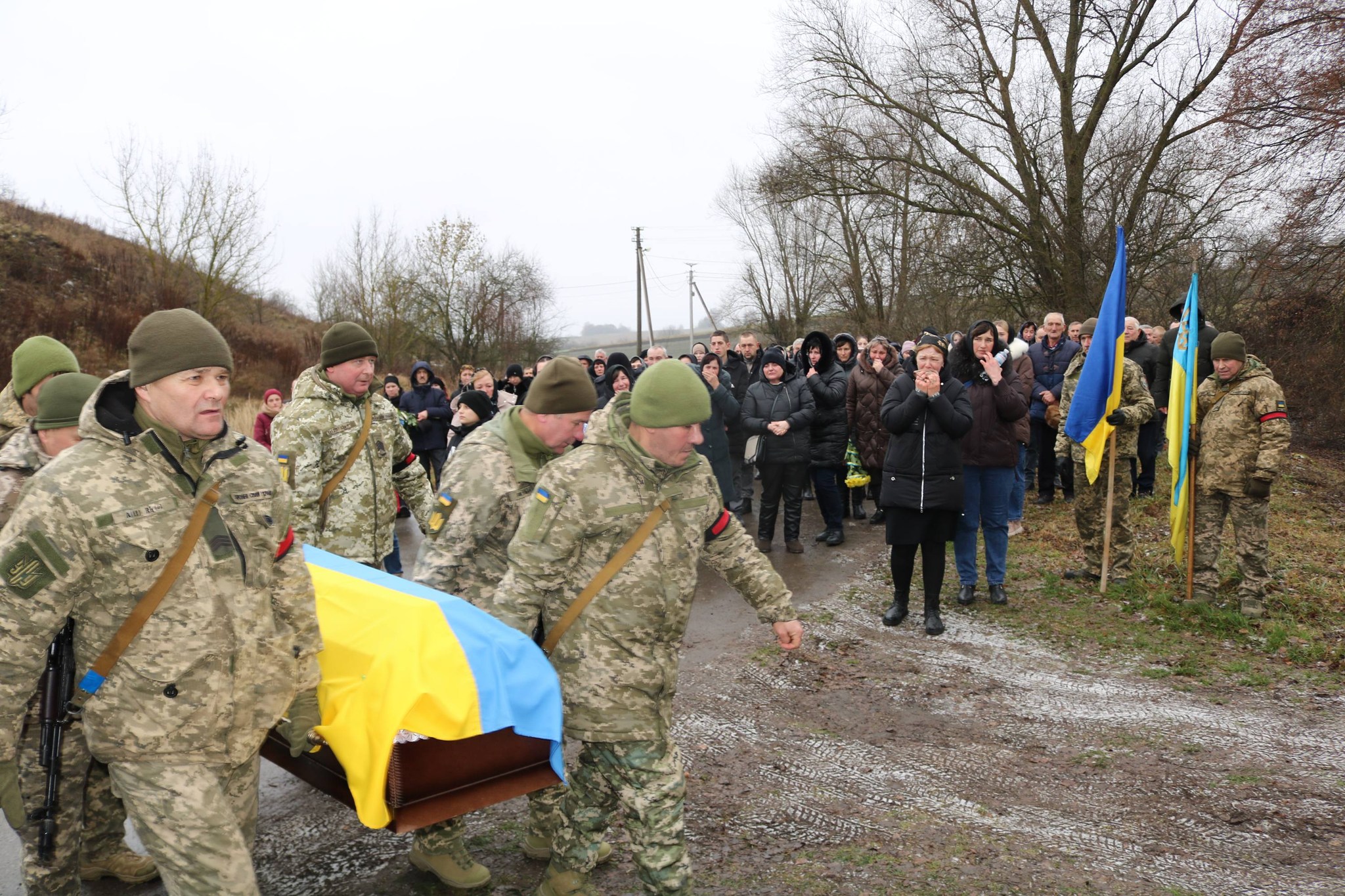 Жалоба у світле свято Різдва Христового: на Волині поховали Героя Валерія Тутиніна