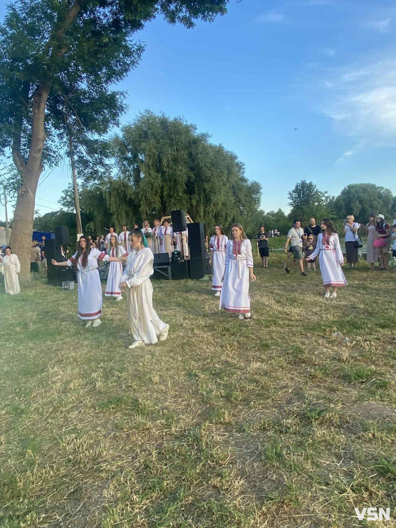 Купальські пісні, вогонь і благодійність: у місті на Волині яскраво відзначили свято Івана Купала