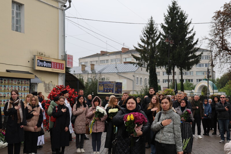 Загинув у вересні минулого року: у Луцьку попрощались з Героєм Дмитром Загурним
