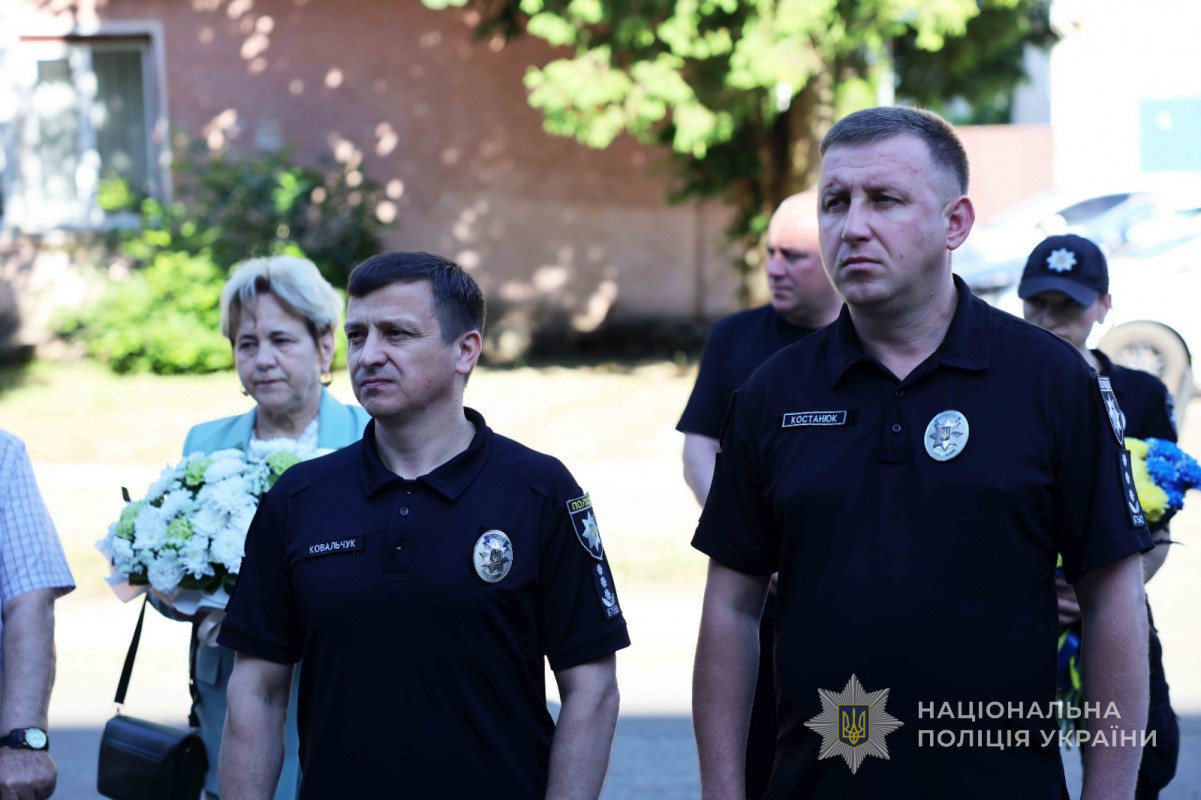 На Волині відкрили пам’ятну дошку Герою-поліцейському Сергію Тлумачу, який загинув на війні