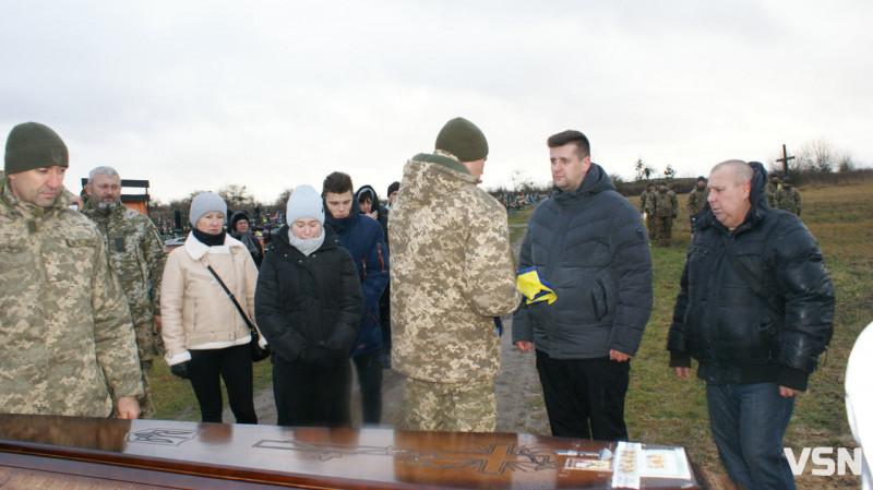 Віддав своє життя за наше завтра: волиняни провели в останню путь Героя Миколу Дудка