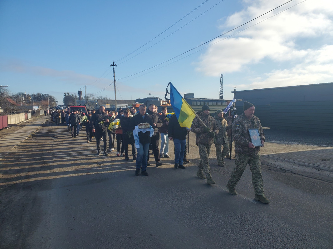 Не встиг створити сім'ю, не дожив до Перемоги: на Волині попрощалися з 25-річним Героєм Богданом Борисюком