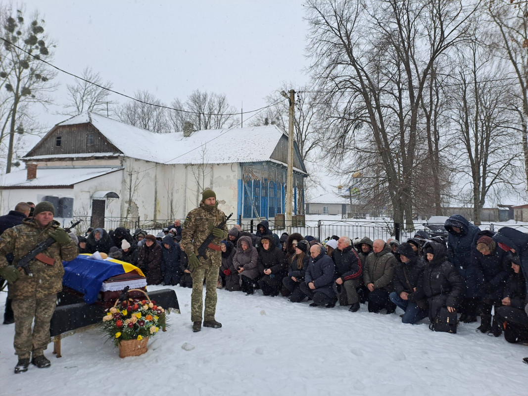 «Придбав шість авто і Starlink для фронту»: на Волині попрощалися із загиблим Героєм Олександром Нагалюком