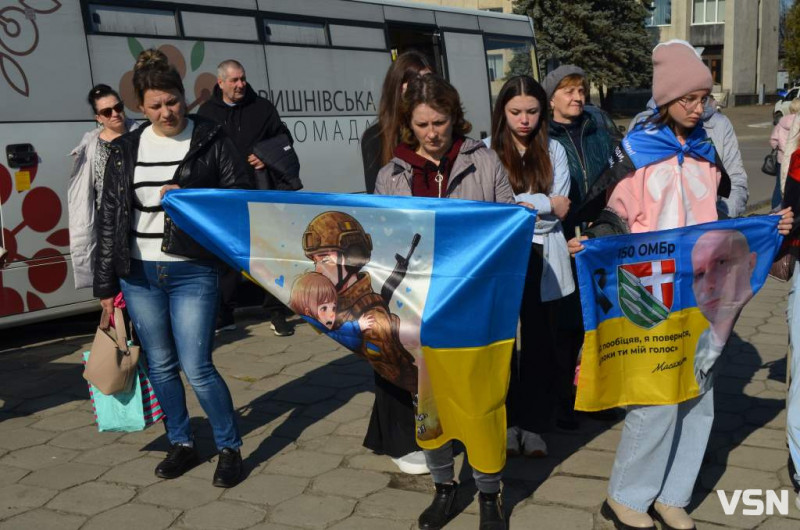 Забути – значить зрадити: у місті на Волині вперше провели мирну ходу на підтримку військовополонених і зниклих безвісти