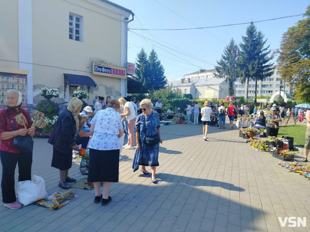 Як у Луцьку відзначають Маковія та що святять. Фоторепортаж