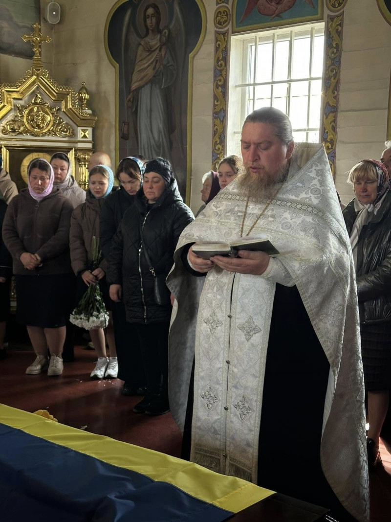 Загинув на Сумщині: на Волині поховали 43-річного Героя Валерія Бондара