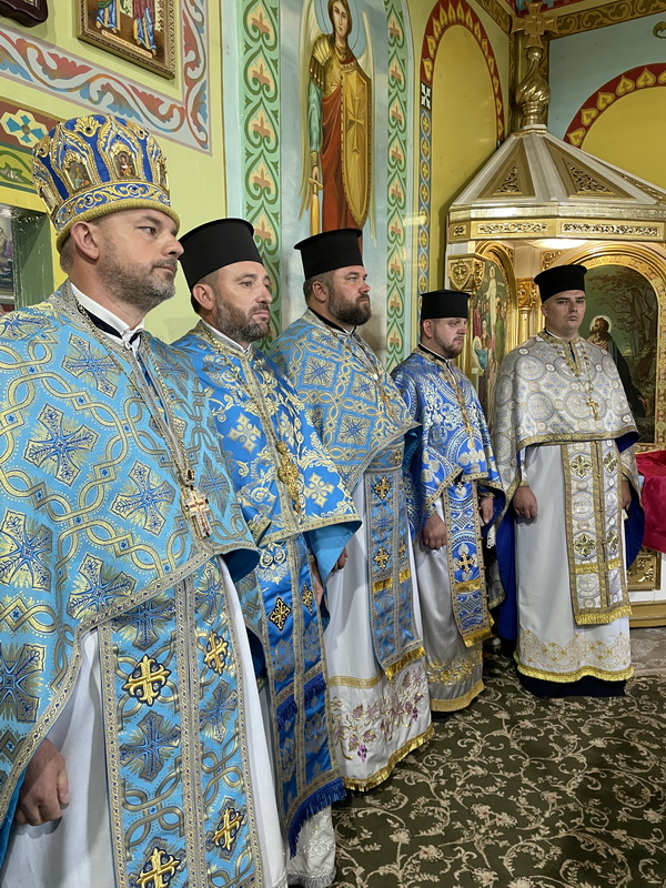 Митрополит Михаїл звершив літургію у волинському храмі з 150-річною історією
