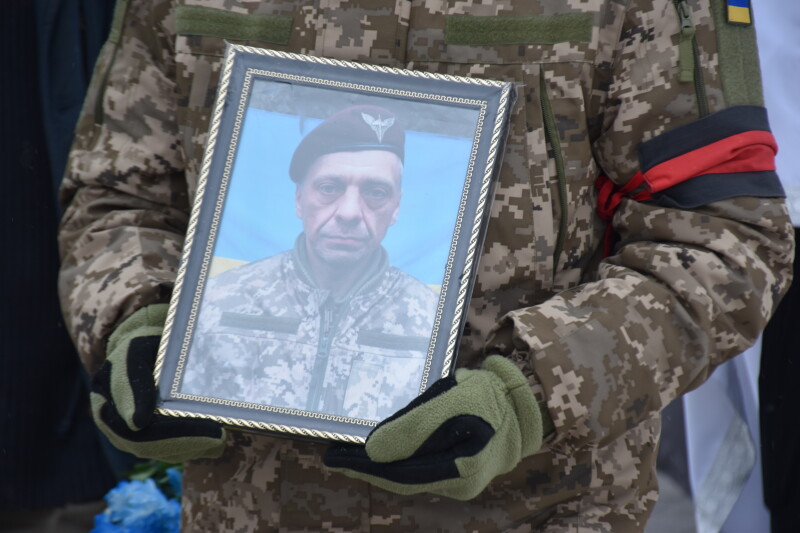 Загинув рік тому у Курській області: у Луцьку провели в останню путь Героя Сергія Барабанова