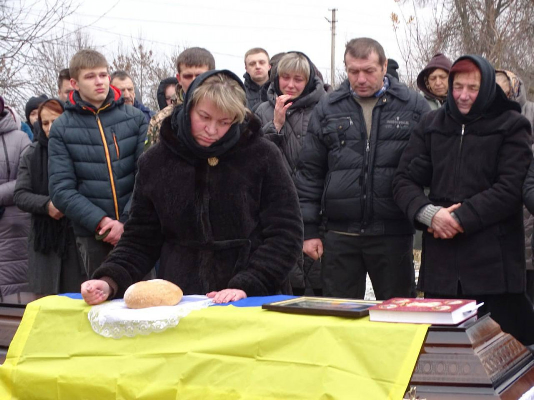 Йому назавжди 24: на Волині попрощалися з Героєм Богданом Ігнатюком