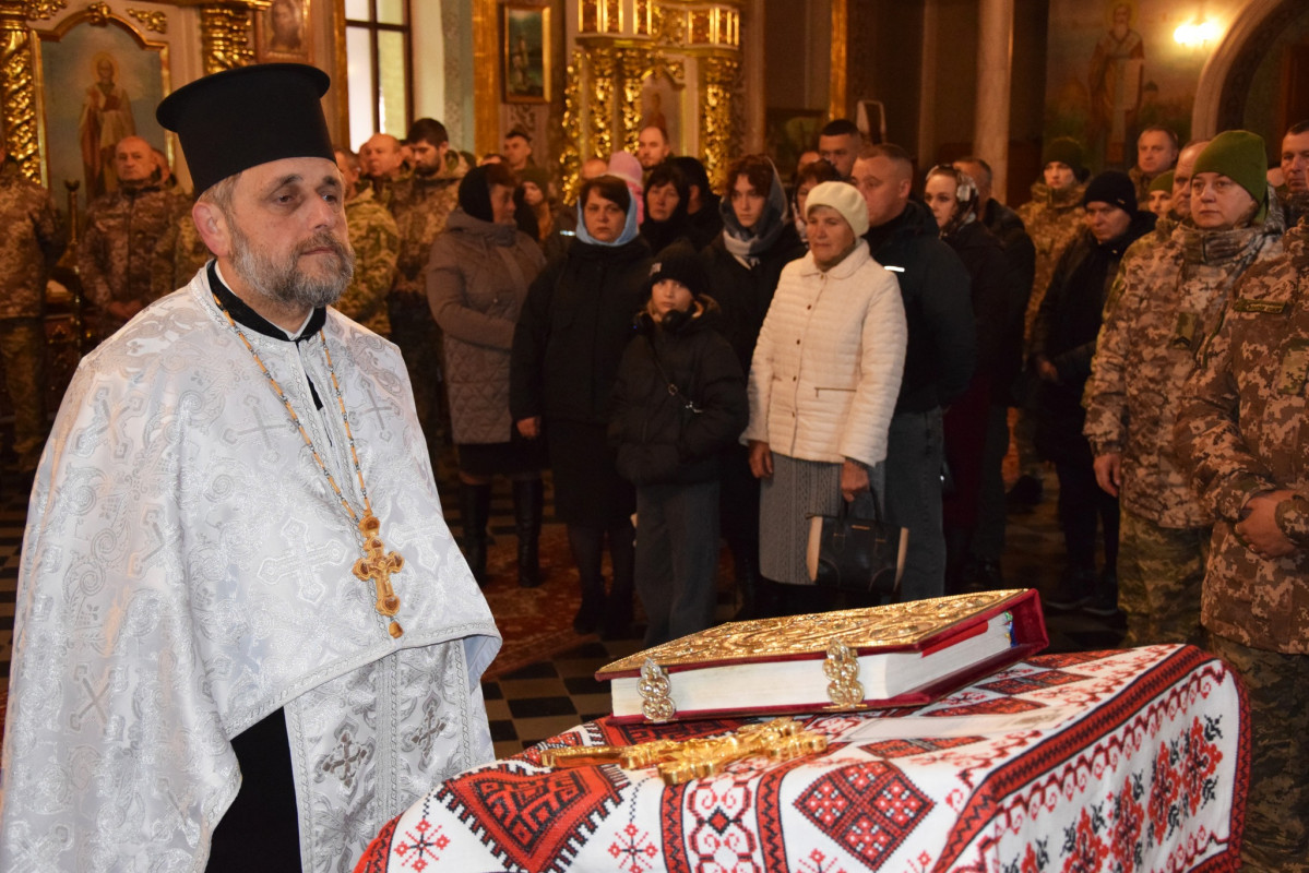 Загинули за Україну: рідним загиблих прикордонників з Волині вручили їхні посмертні нагороди