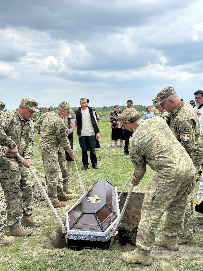 На Волині провели в останню путь захисника Андрія Трохимчука