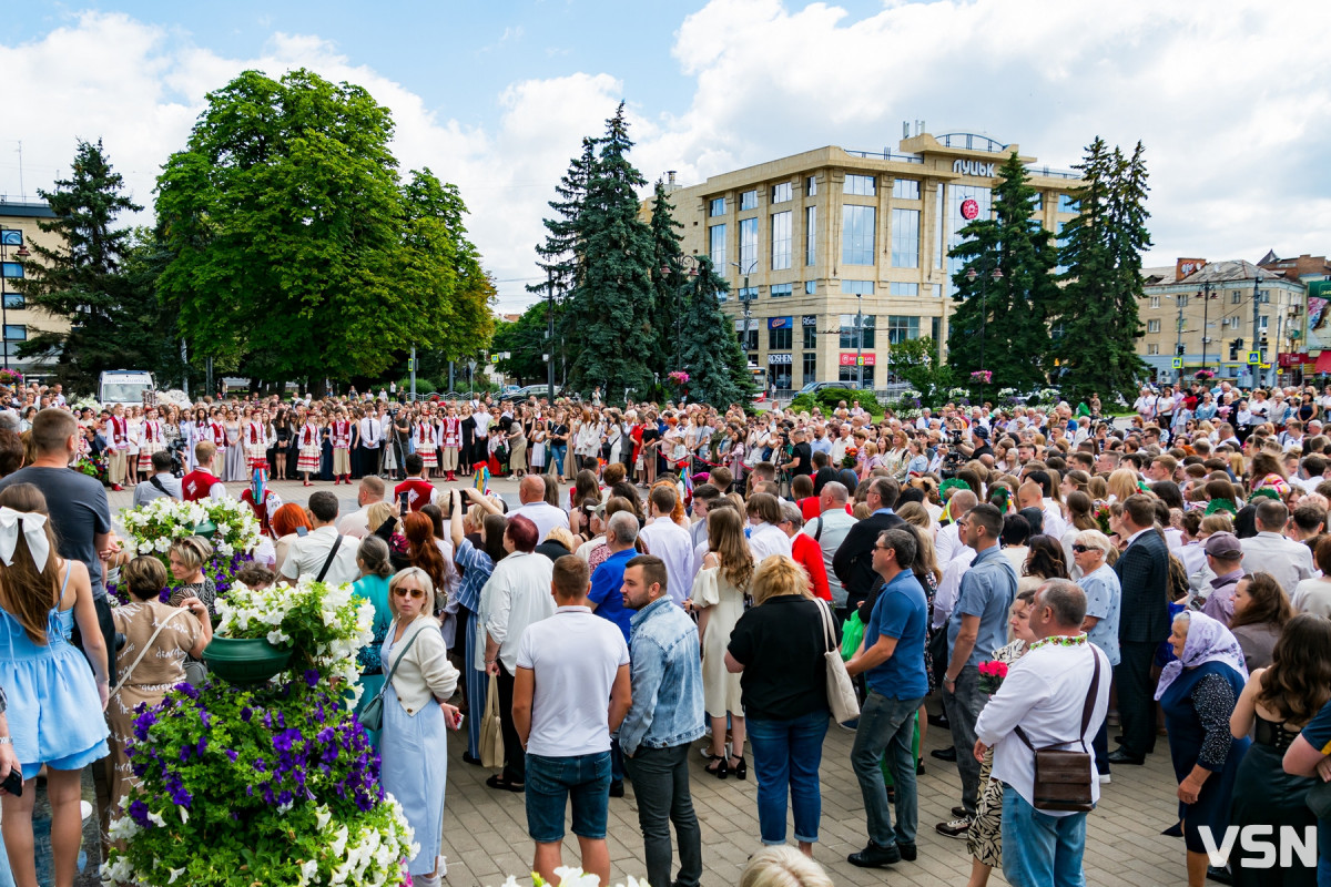 Як у Луцьку нагороджували медалістів. ФОТОРЕПОРТАЖ