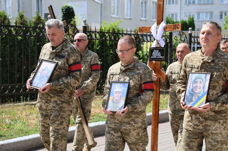 У Луцьку попрощалися з трьома Героями, які загинули тривалий час тому