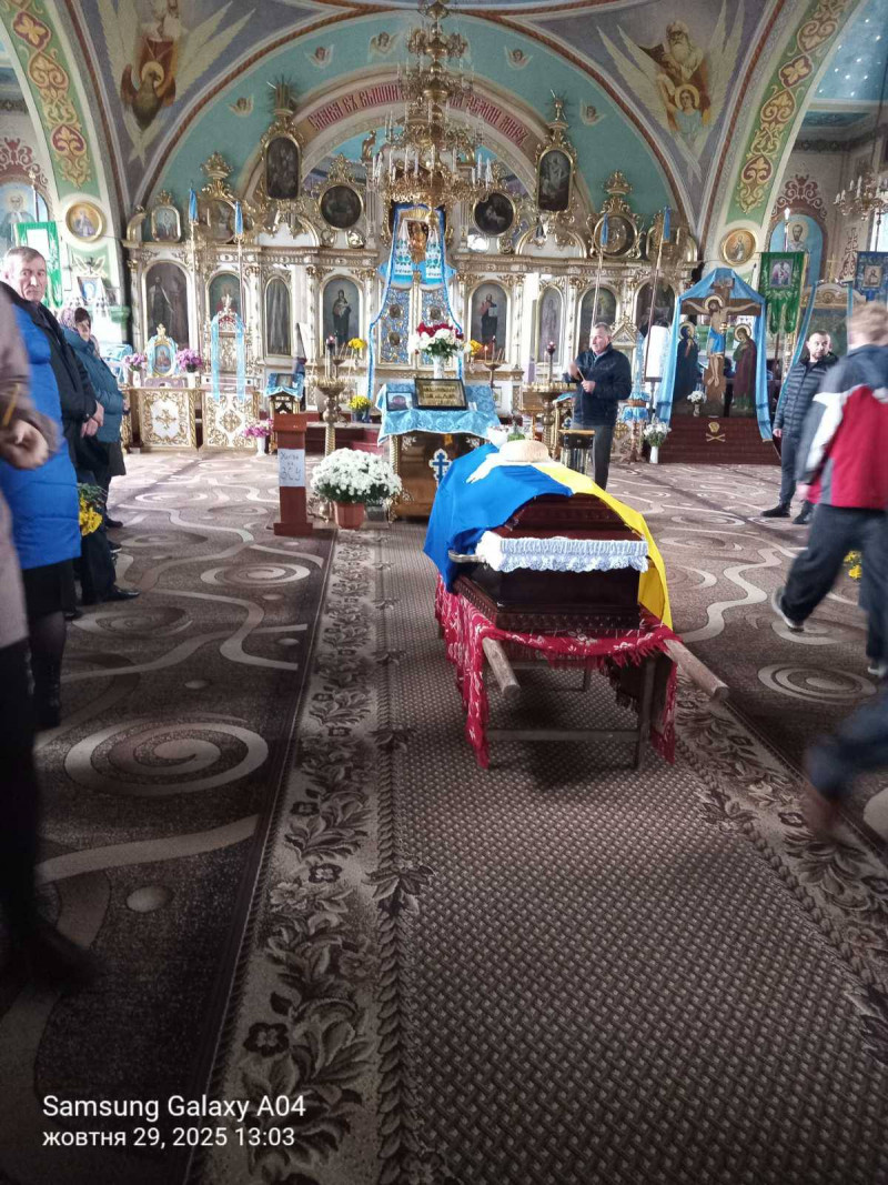 На Волині попрощалися із захисником Іваном Воронюком, який тривалий час вважався зниклим безвісти