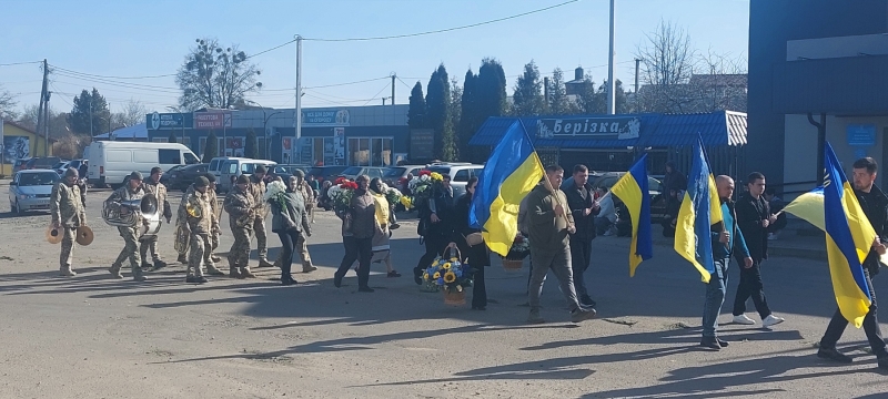 Його бойовий шлях пролягав через найгарячіші точки: на Волині попрощалися з воїном Миколою Ніколайчуком