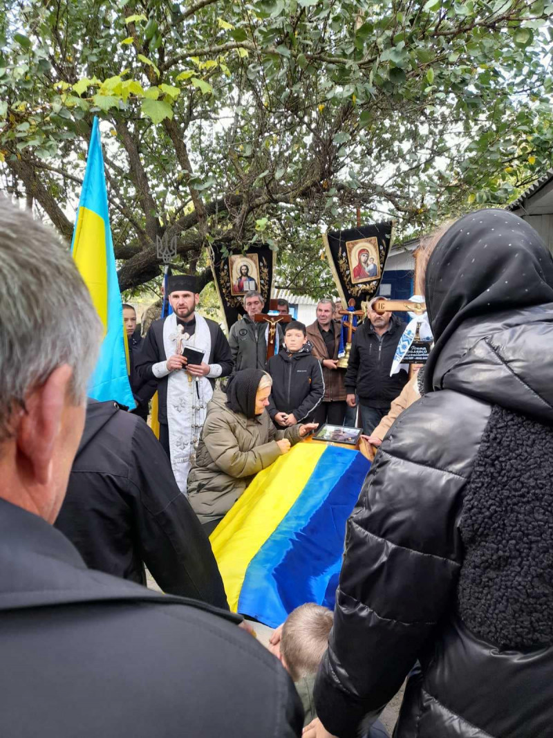 Провести воїна зійшлося все село: на Волині попрощалися з молодим Героєм Валерієм Гонтою