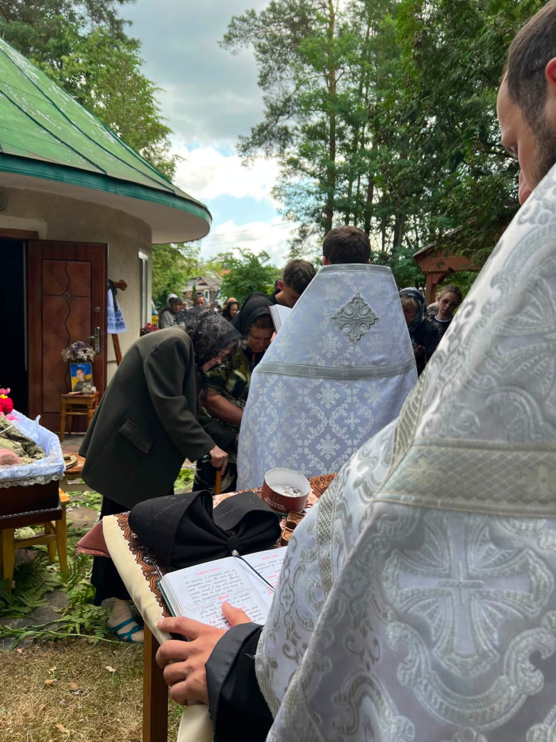 Мобілізували місяць тому: на Волині попрощалися із 40-річним захисником Дмитром Стасюком