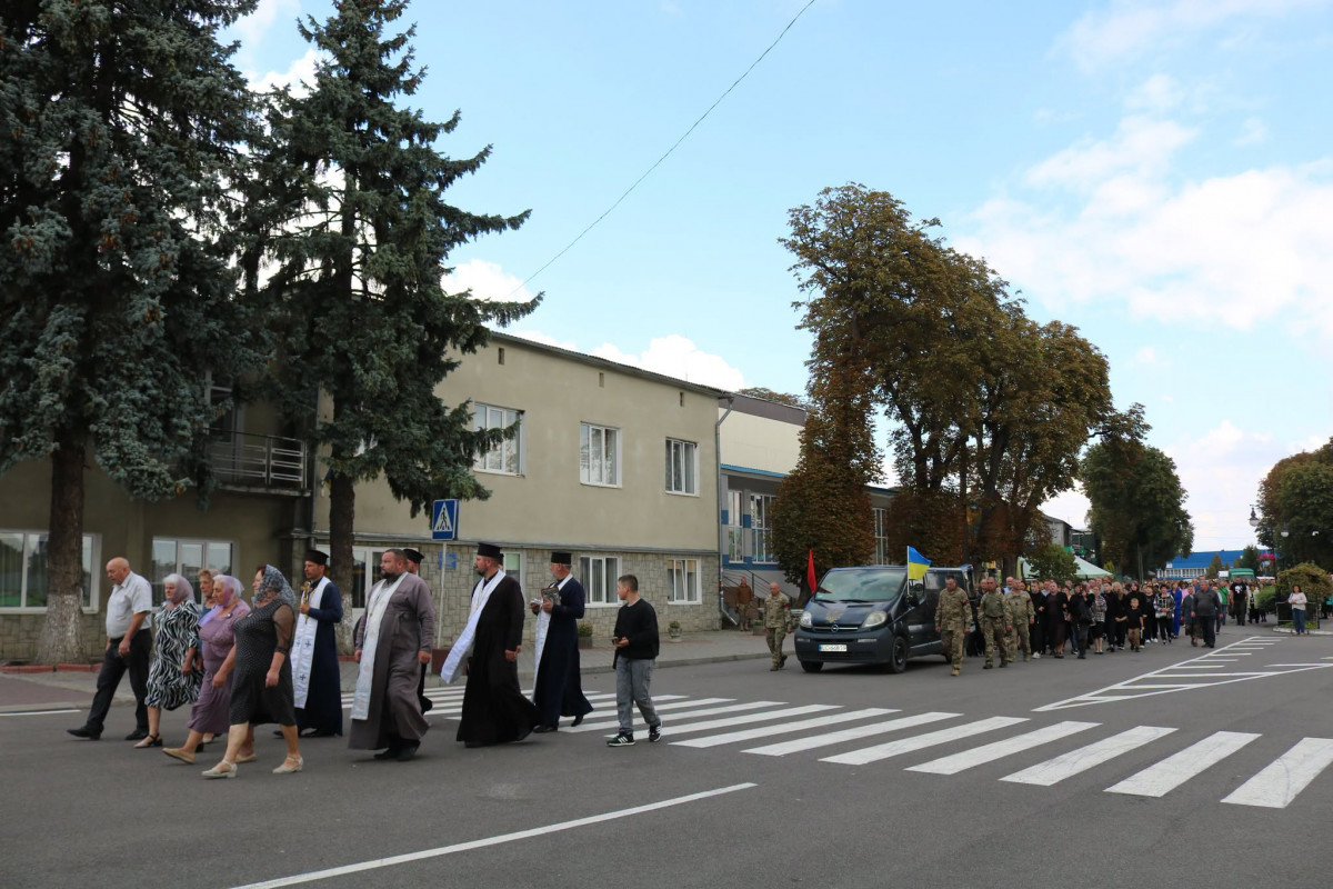 Загинув понад півтора року тому у Курській області: на Волині поховали захисника Миколу Собчука