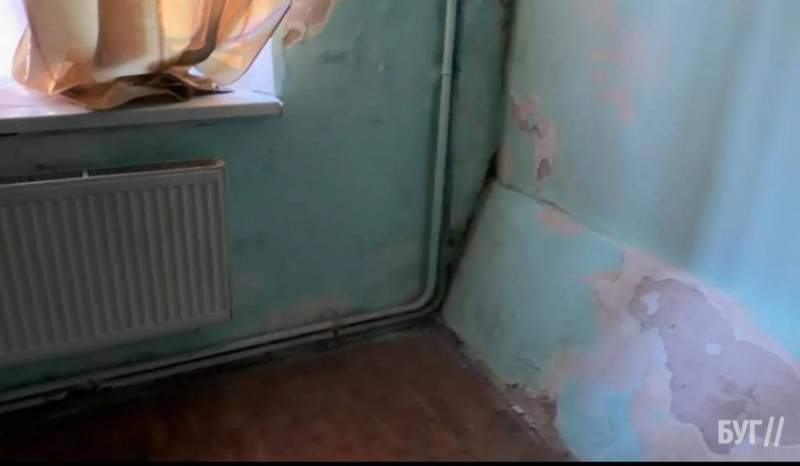 Порожні зали, сміття і зірване майно: що залишила УПЦ МП в Успенському соборі у Володимирі. Фото