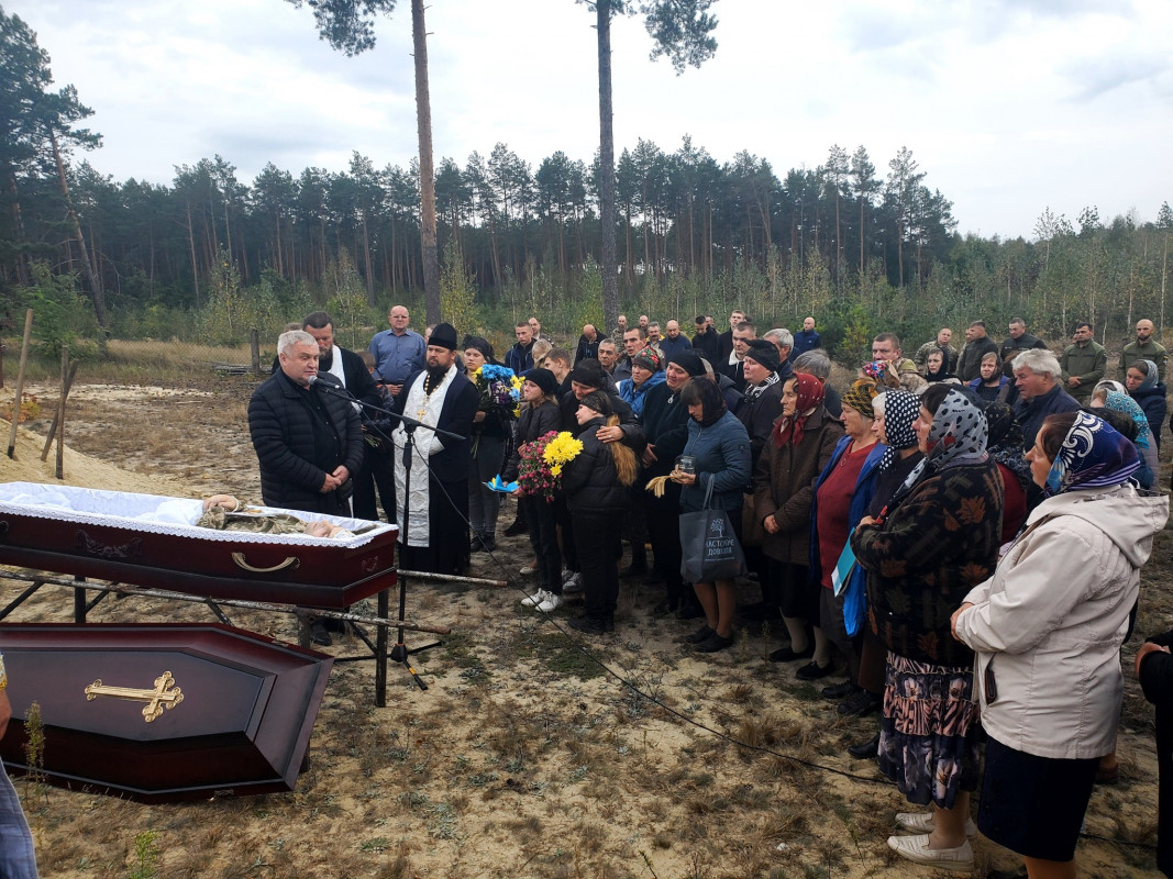 Життя обірвалося у відпустці вдома: на Волині поховали Героя Миколу Байрука