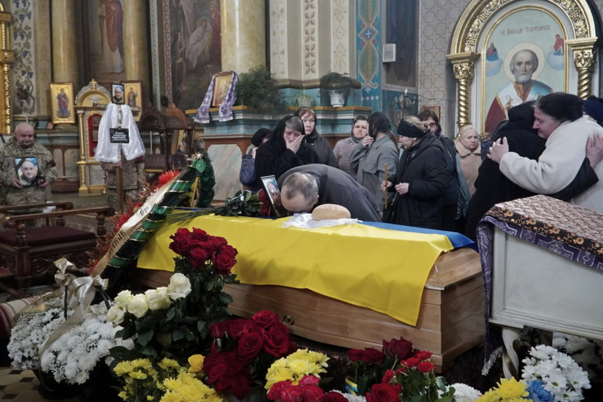 Навіки 24: на Волині попрощалися із Олександром Бичком, який пройшов ворожий полон, але трагічно загинув за кордоном