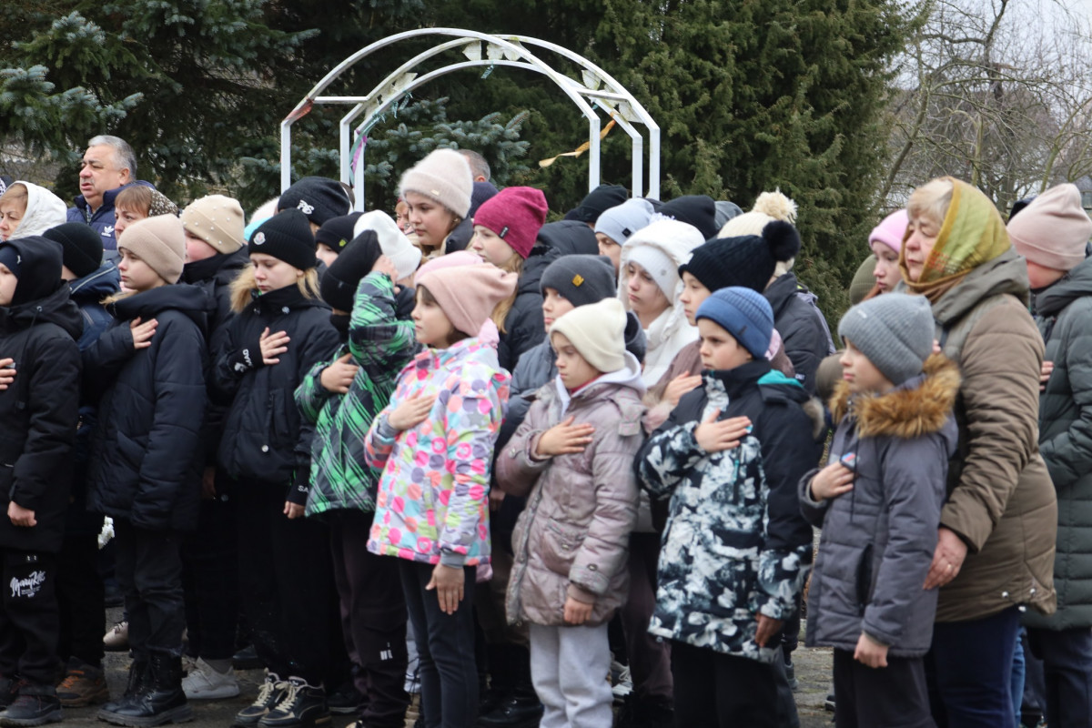 На Волині відкрили меморіальну дошку загиблому Герою Олександру Оленичу