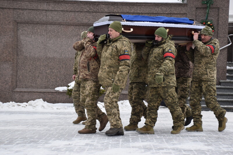 Загинув рік тому у Курській області: у Луцьку провели в останню путь Героя Сергія Барабанова