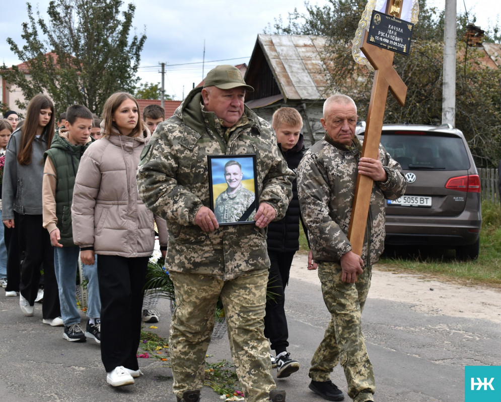«Не на весілля зібрав Герой велелюддя, а на свої похорони»: востаннє додому на Волинь «на щиті» повернувся Іван Качула