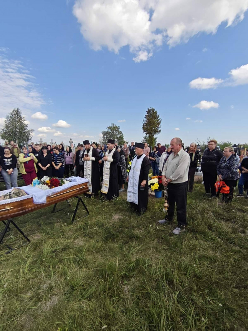 Помер під час служби: на Волині попрощалися з 55-річним Героєм Миколою Соловенюком