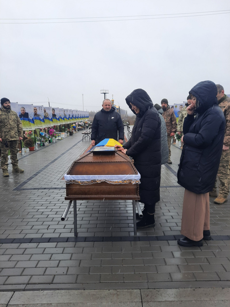 Серце зупинилося на Донеччині: волиняни провели в останню дорогу Героя Володимира Баглая