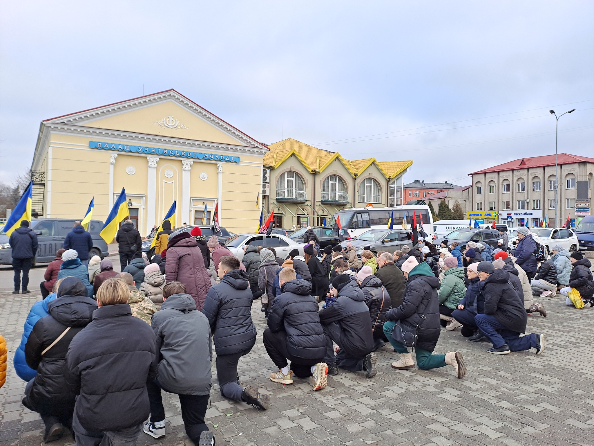 Загинули в один день на Харківщині: на Волині поховали двох Героїв - Миколу Бобра та Євгенія Кукола