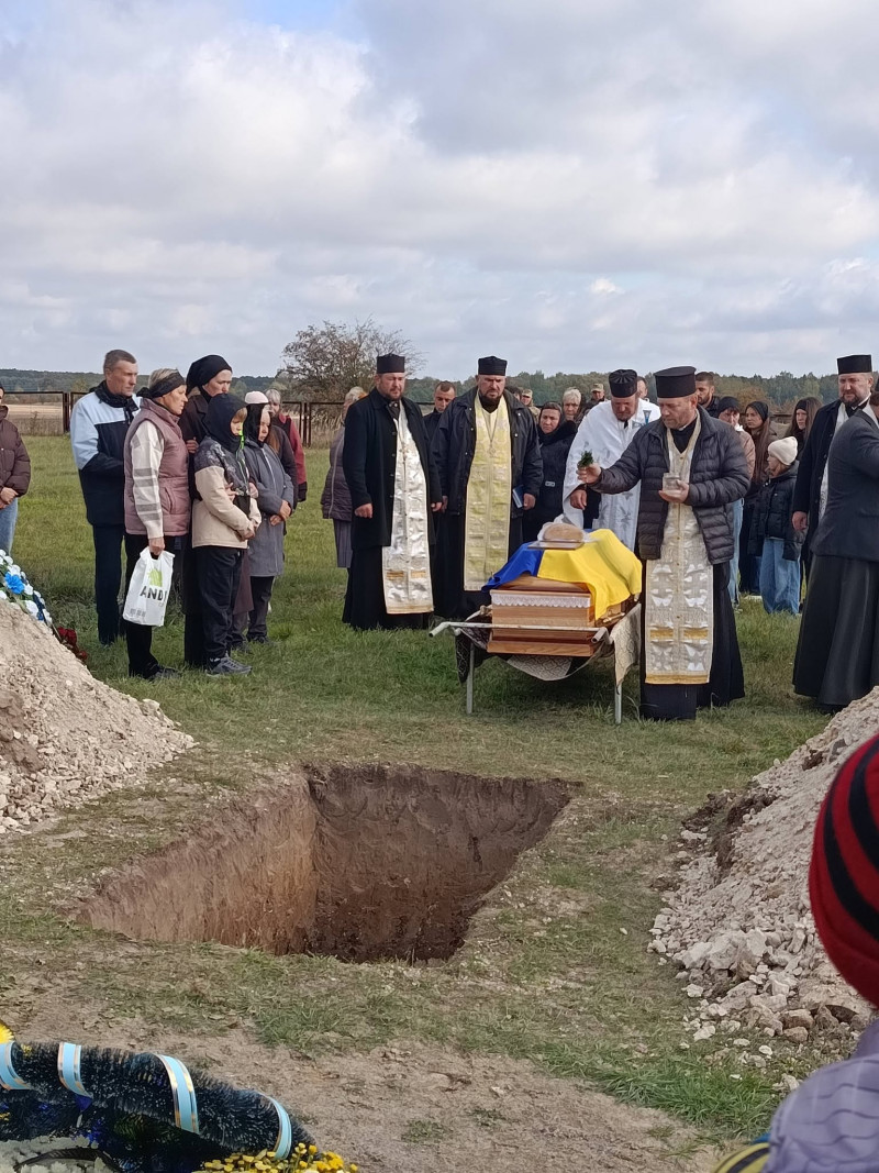Назавжди 30: на Волині попрощалися із захисником Романом Гілем, якого вважали зниклим безвісти