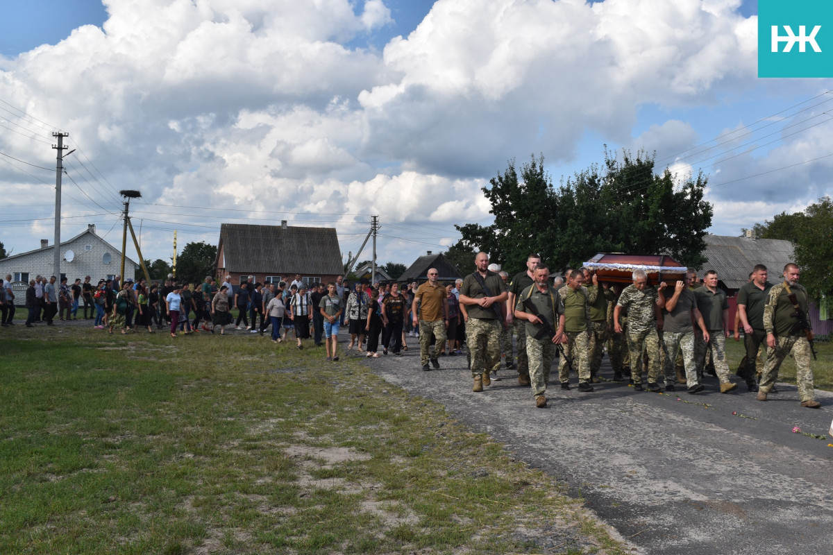 Волиняни провели в останню дорогу загиблого Героя з Волині Василя Маковського