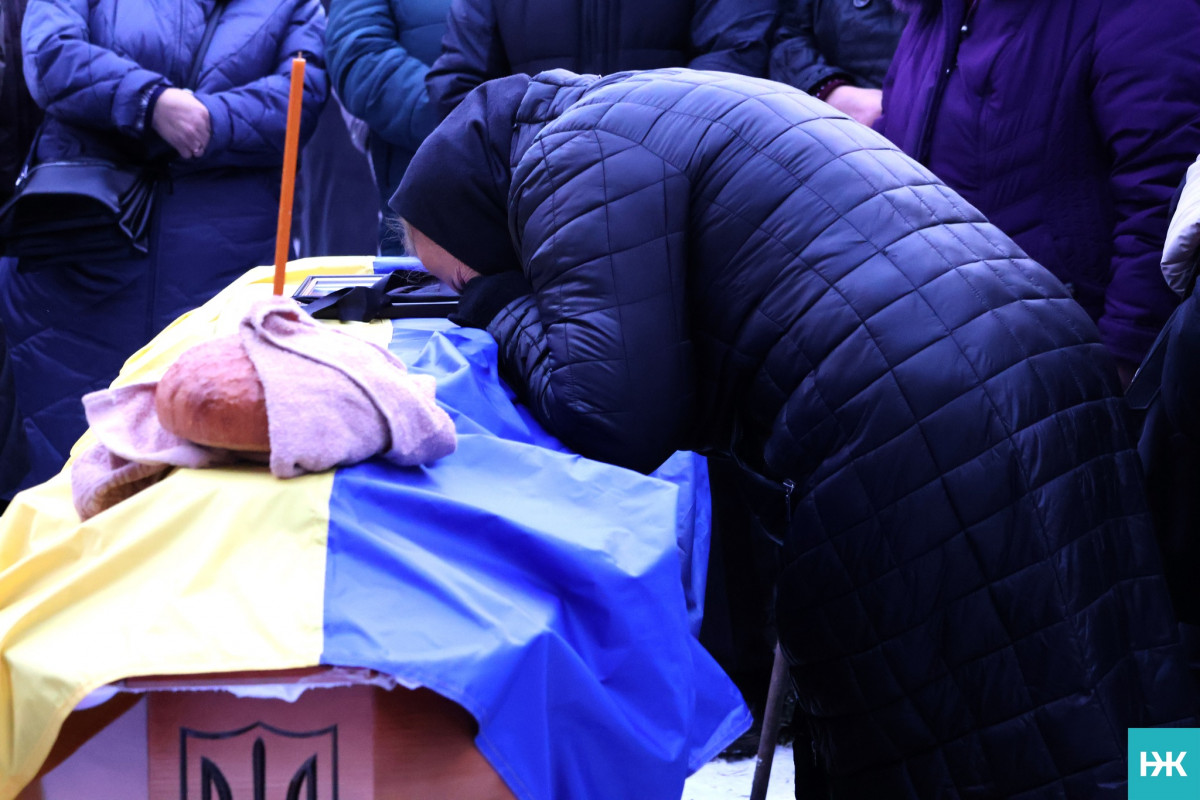 Без батька залишилися п'ятеро дітей: на Волині в останню путь провели Героя, який вважався безвісти зниклим