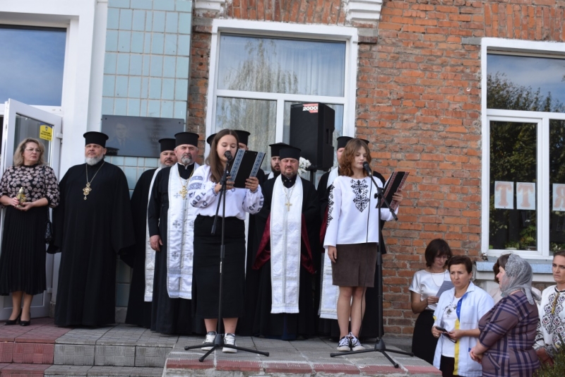 У селищі на Волині відкрили меморіальні дошки на честь загиблих воїнів ЗСУ